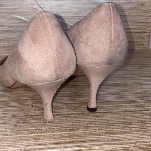 Stuart Weitzman Soft Pink Pumps 🌵9 - Picture 8 of 13